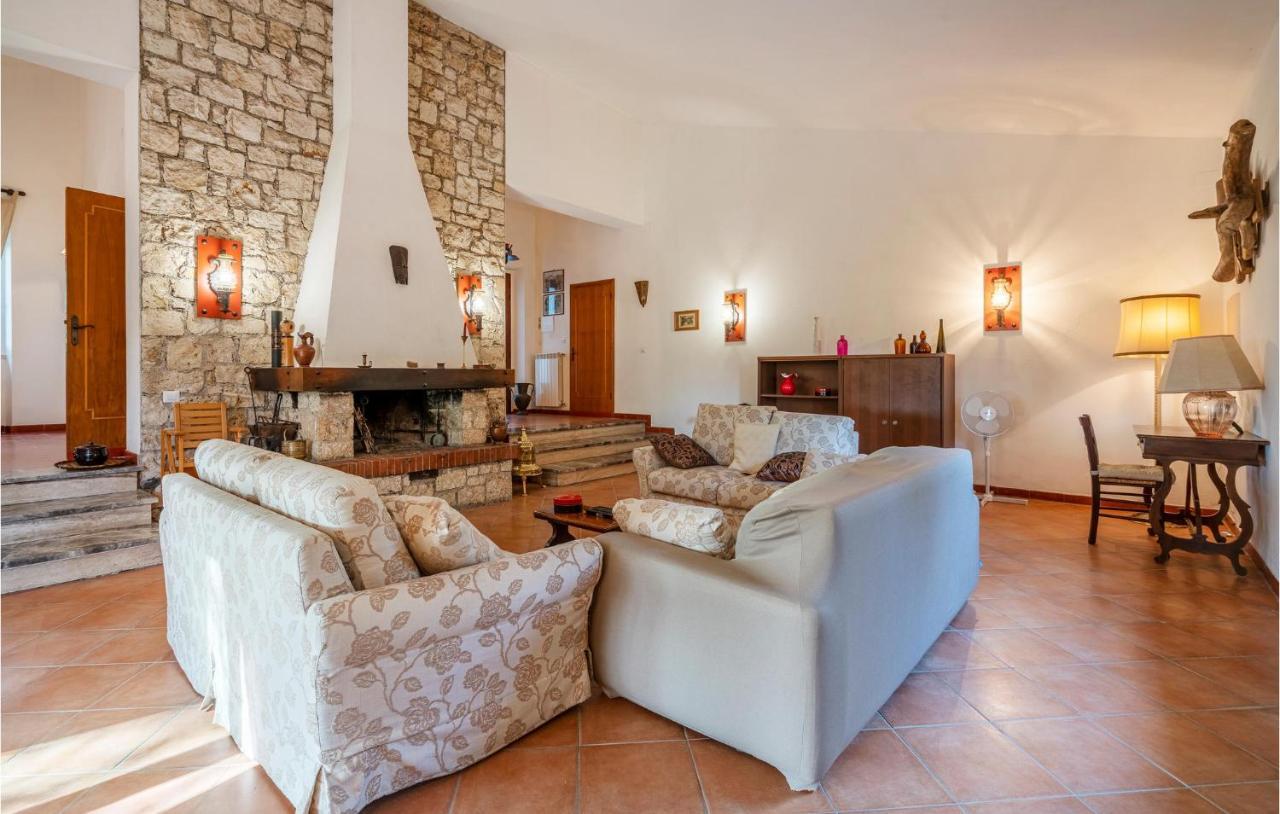 Amazing Home In Saturnia With Wifi Eksteriør billede